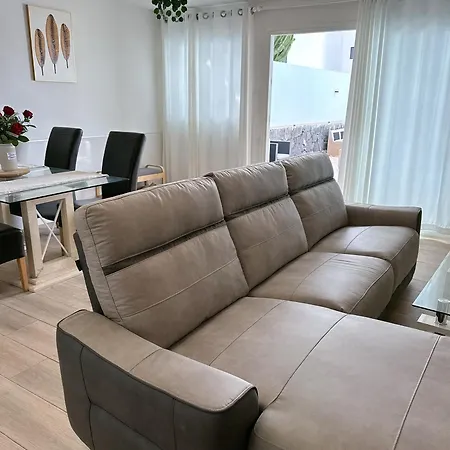 Tony Playa Blanca (Lanzarote)