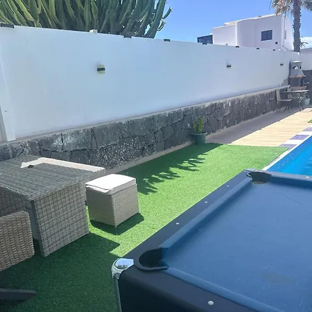 Tony Playa Blanca (Lanzarote)